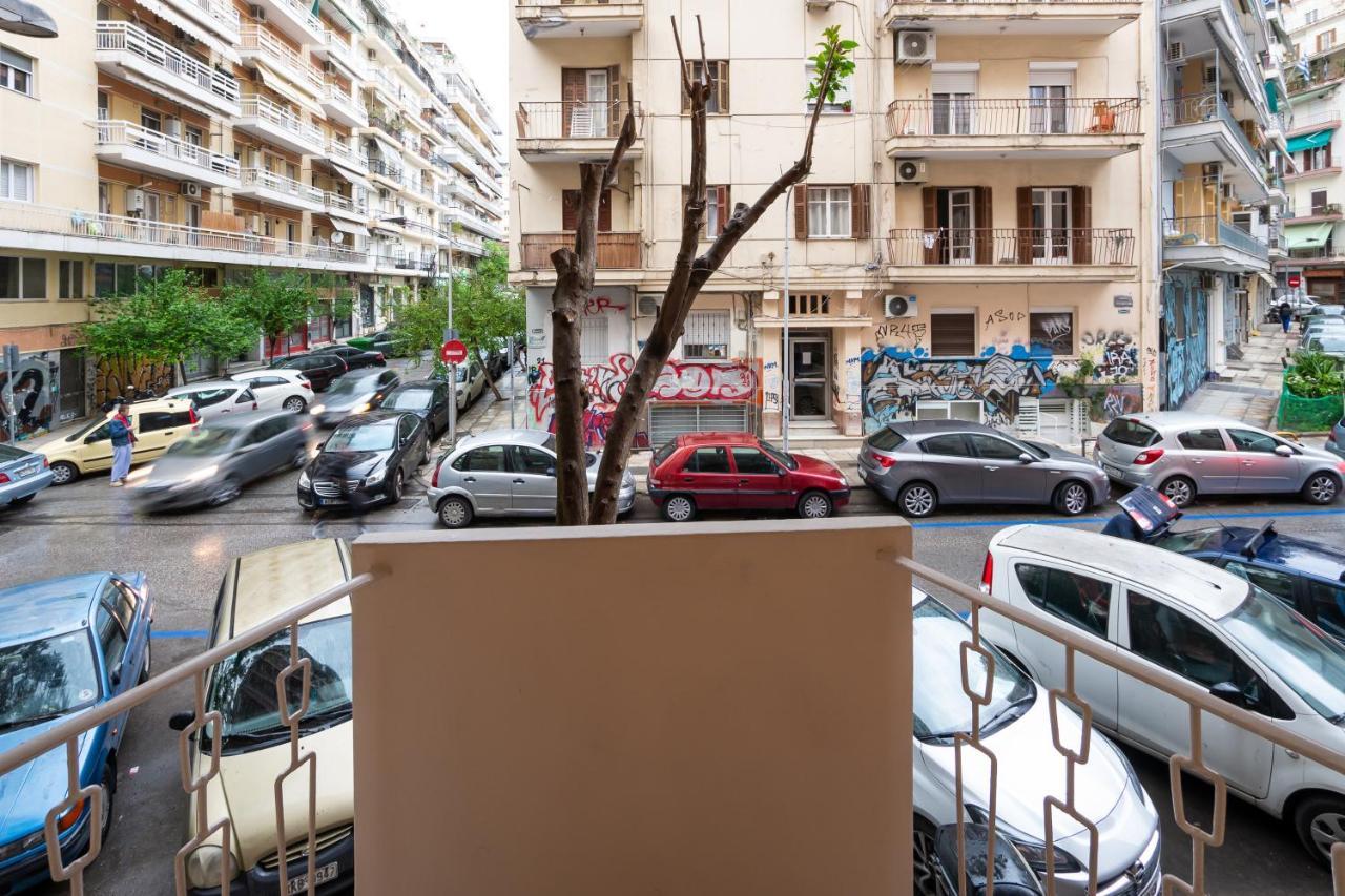 Ikos Central Spacious Apartment Tesalonika Bagian luar foto